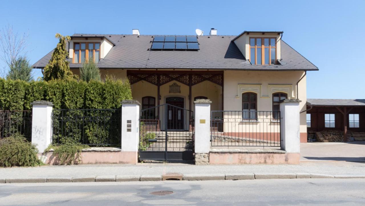 Apartmány Šetkova vila Jindřichŭv Hradec Kültér fotó